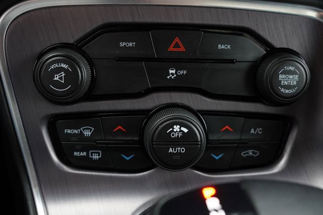 Certified 2016 Dodge Challenger R/T w/ Cold Weather Group image 23