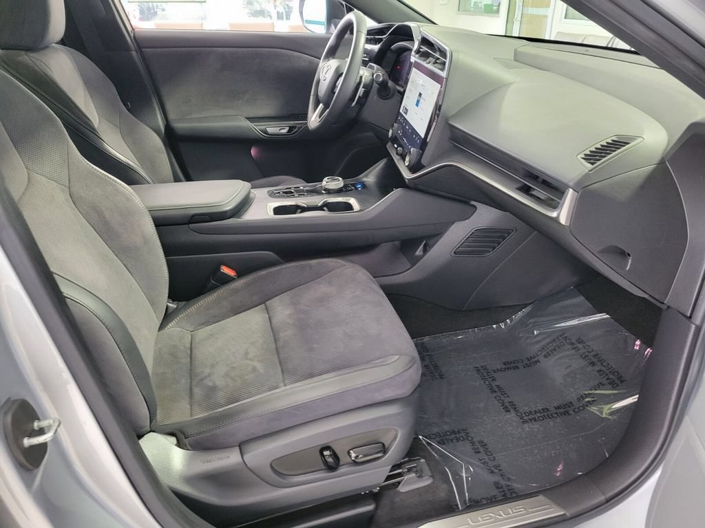 Certified 2023 Lexus RZ 450e Premium w/ Accessory Package (P5) AWD/4WD image 16