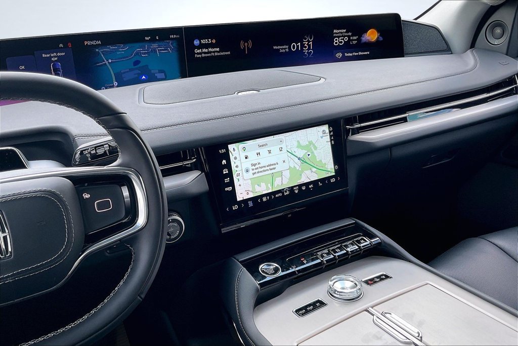 New 2026 Lincoln Navigator L Reserve AWD/4WD image 6