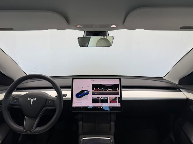Used 2023 Tesla Model 3 Standard Range image 5