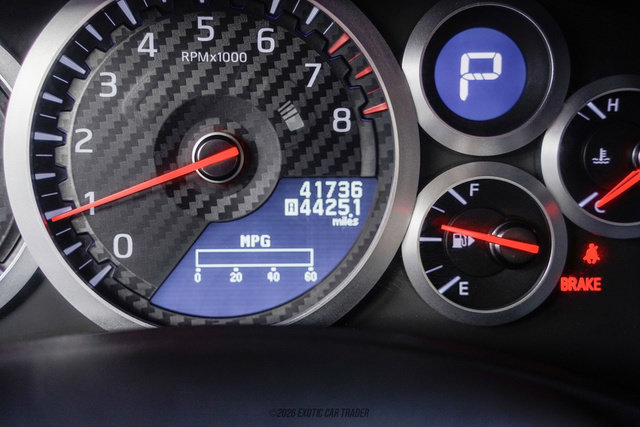 Used 2016 Nissan GT-R Premium AWD/4WD image 38