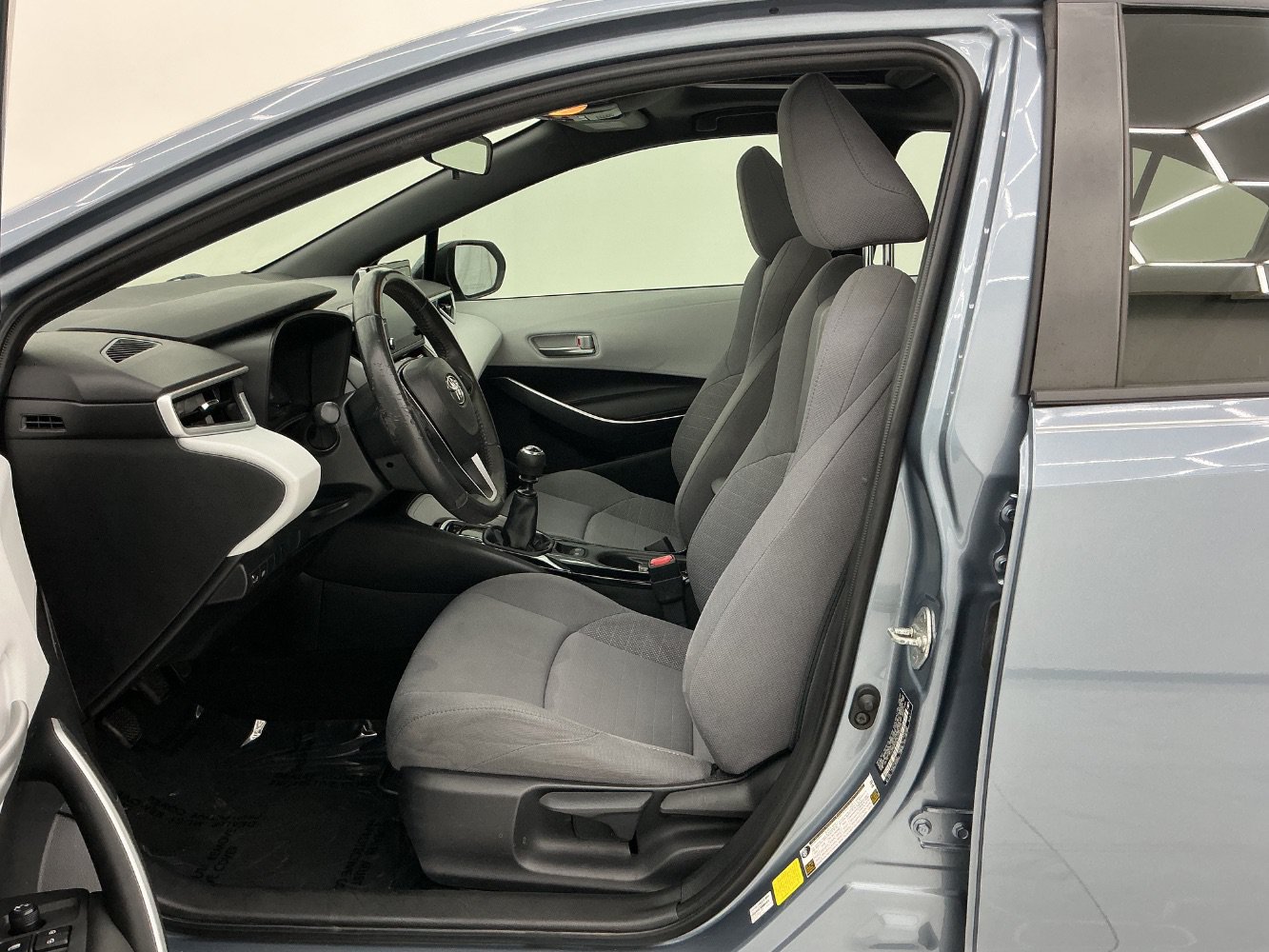Used 2020 Toyota Corolla SE FWD image 14