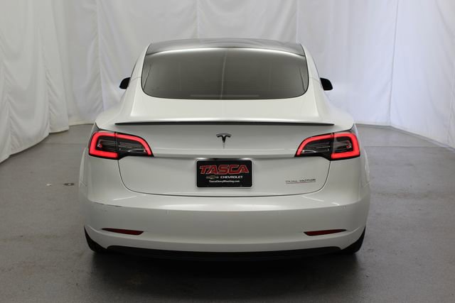 Used 2021 Tesla Model 3 Performance image 11