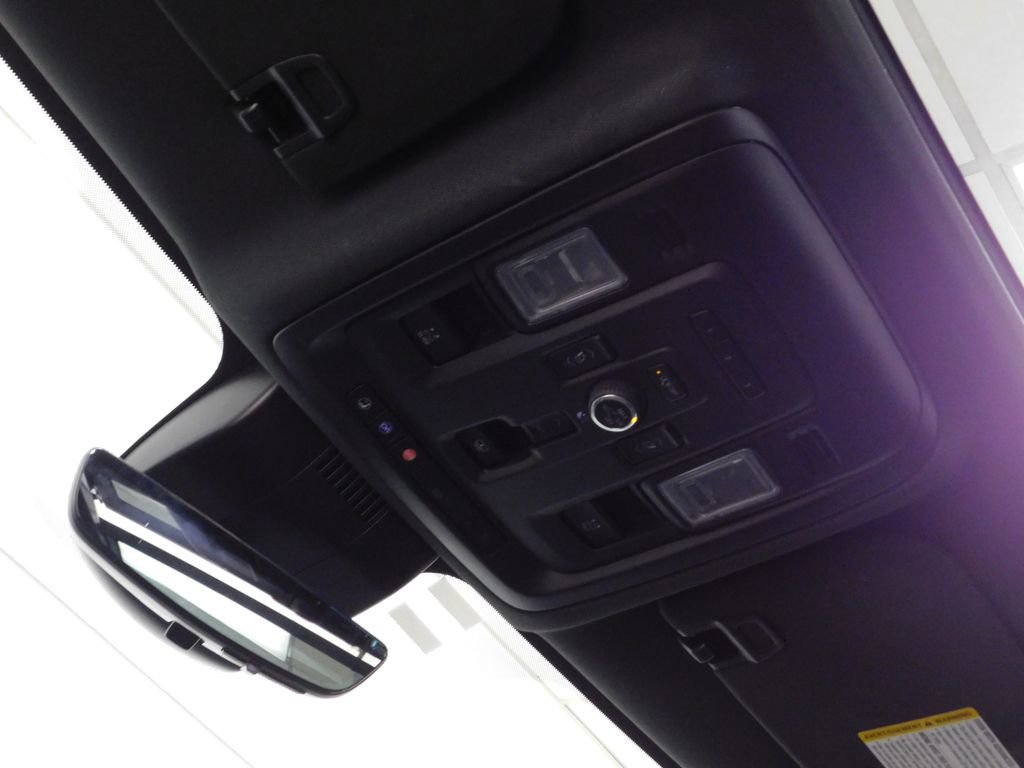 Used 2024 Chevrolet Tahoe Premier w/ Premium Package AWD/4WD image 73