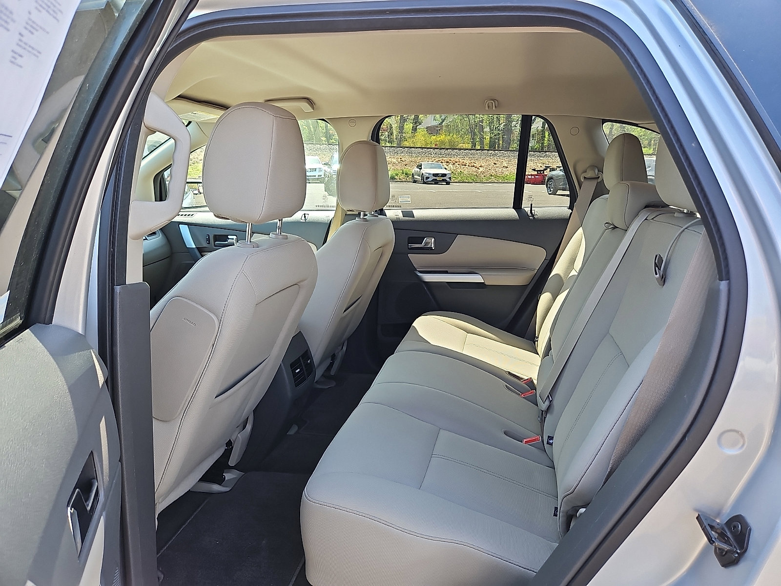 Used 2013 Ford Edge SE FWD image 9