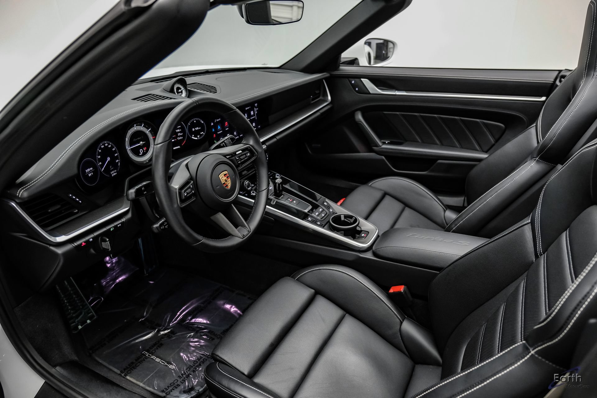 Used 2024 Porsche 911 Turbo S AWD/4WD image 2
