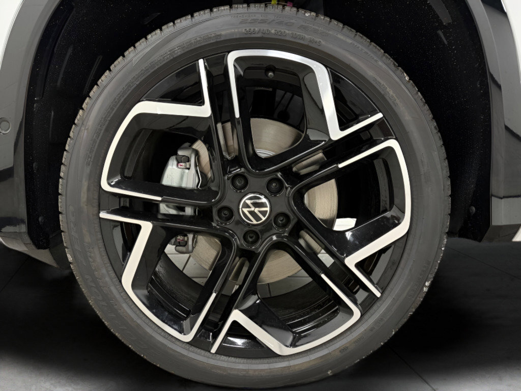 New 2026 Volkswagen Tiguan SEL R-Line image 20