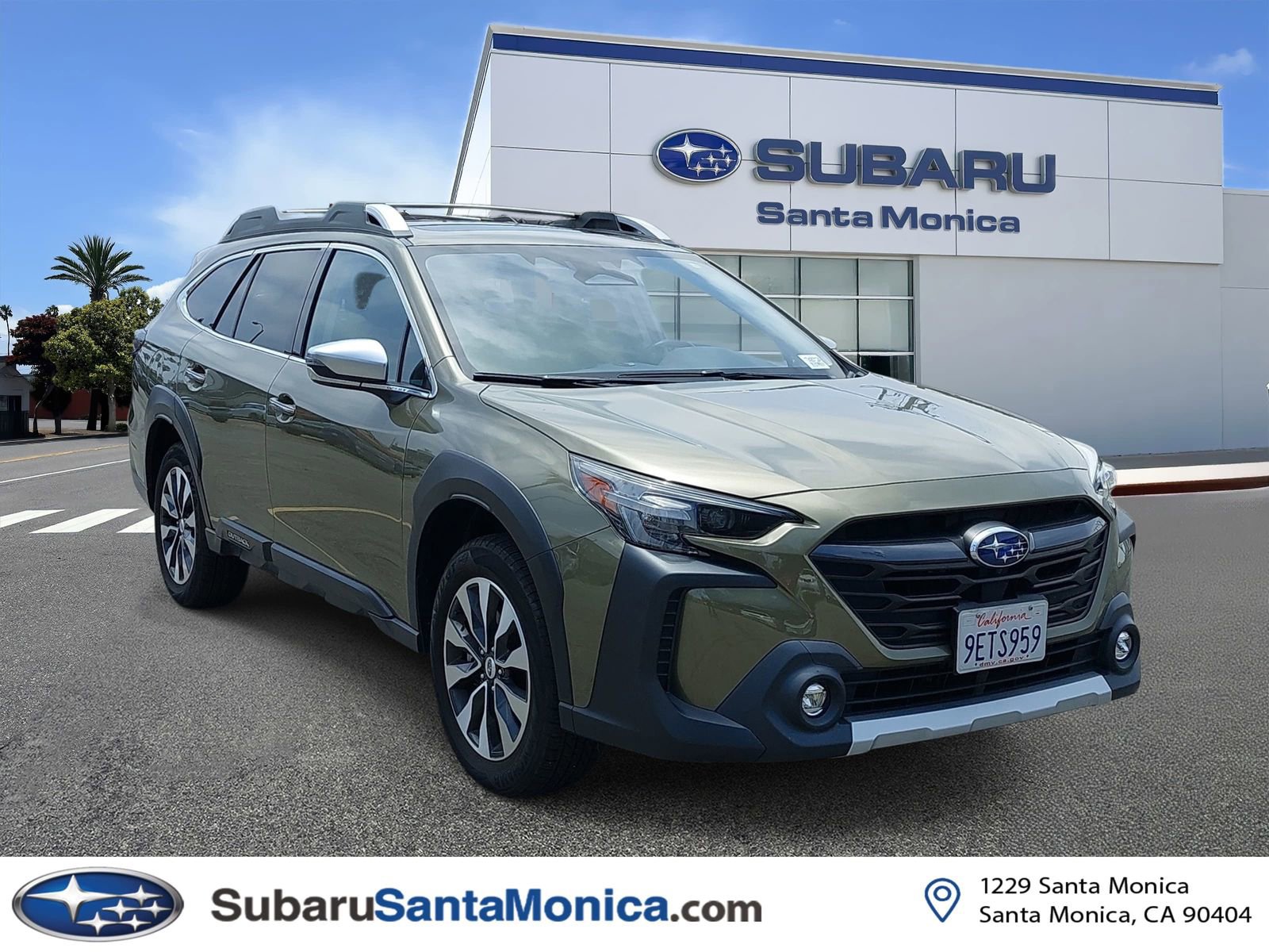 Certified 2023 Subaru Outback Touring XT AWD/4WD image 1