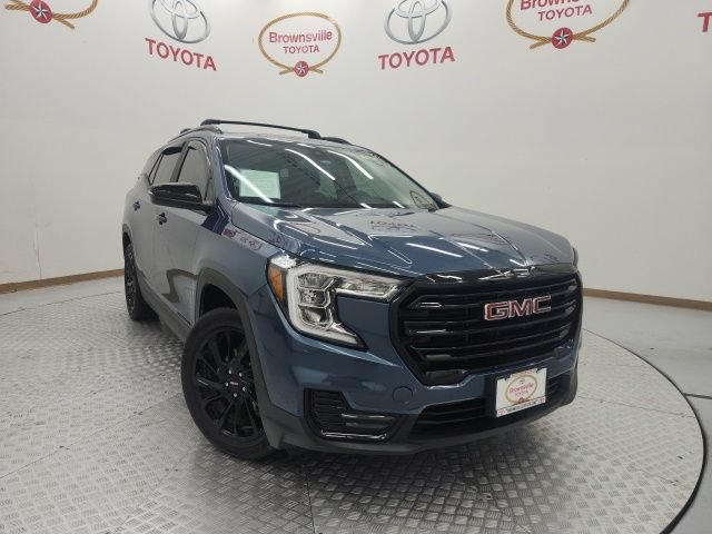 Used 2024 GMC Terrain SLE w/ Driver Convenience Package