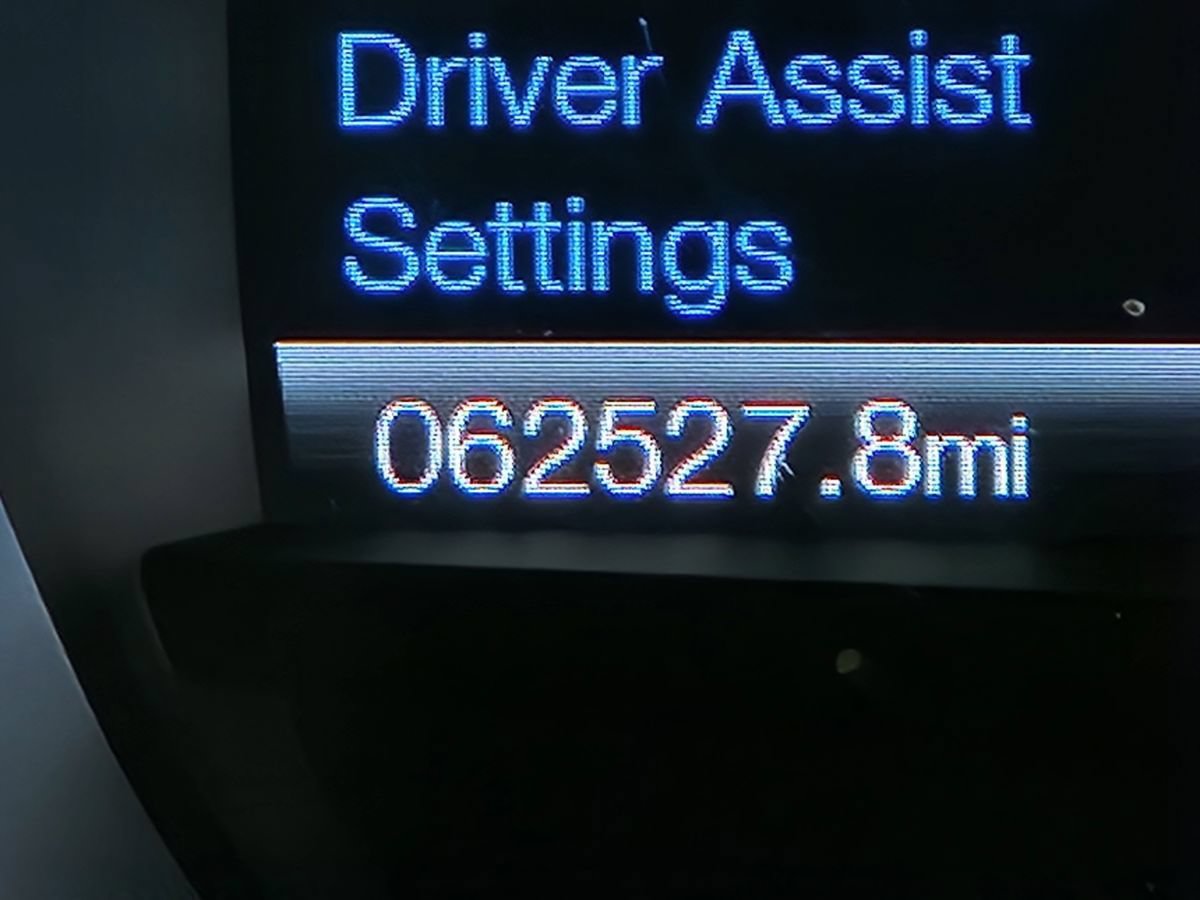 Used 2017 Ford Fusion Titanium FWD image 35