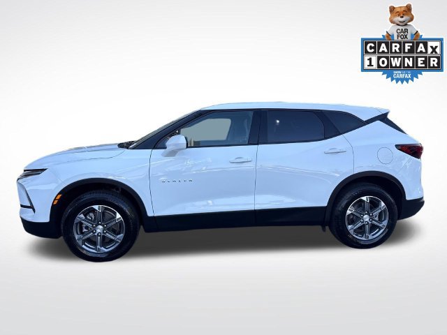 Certified 2025 Chevrolet Blazer LT FWD image 2