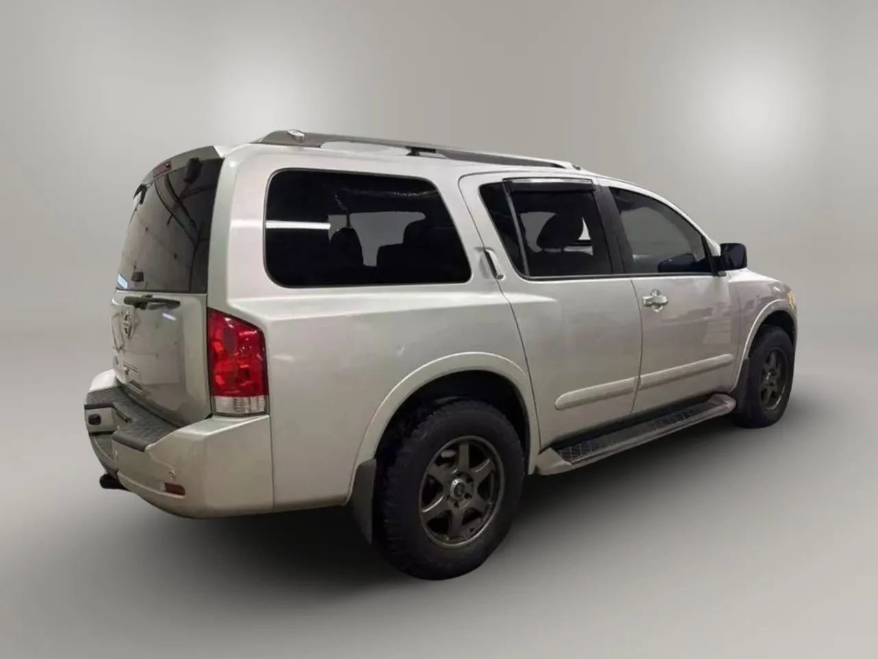 Used 2012 Nissan Armada SV image 3