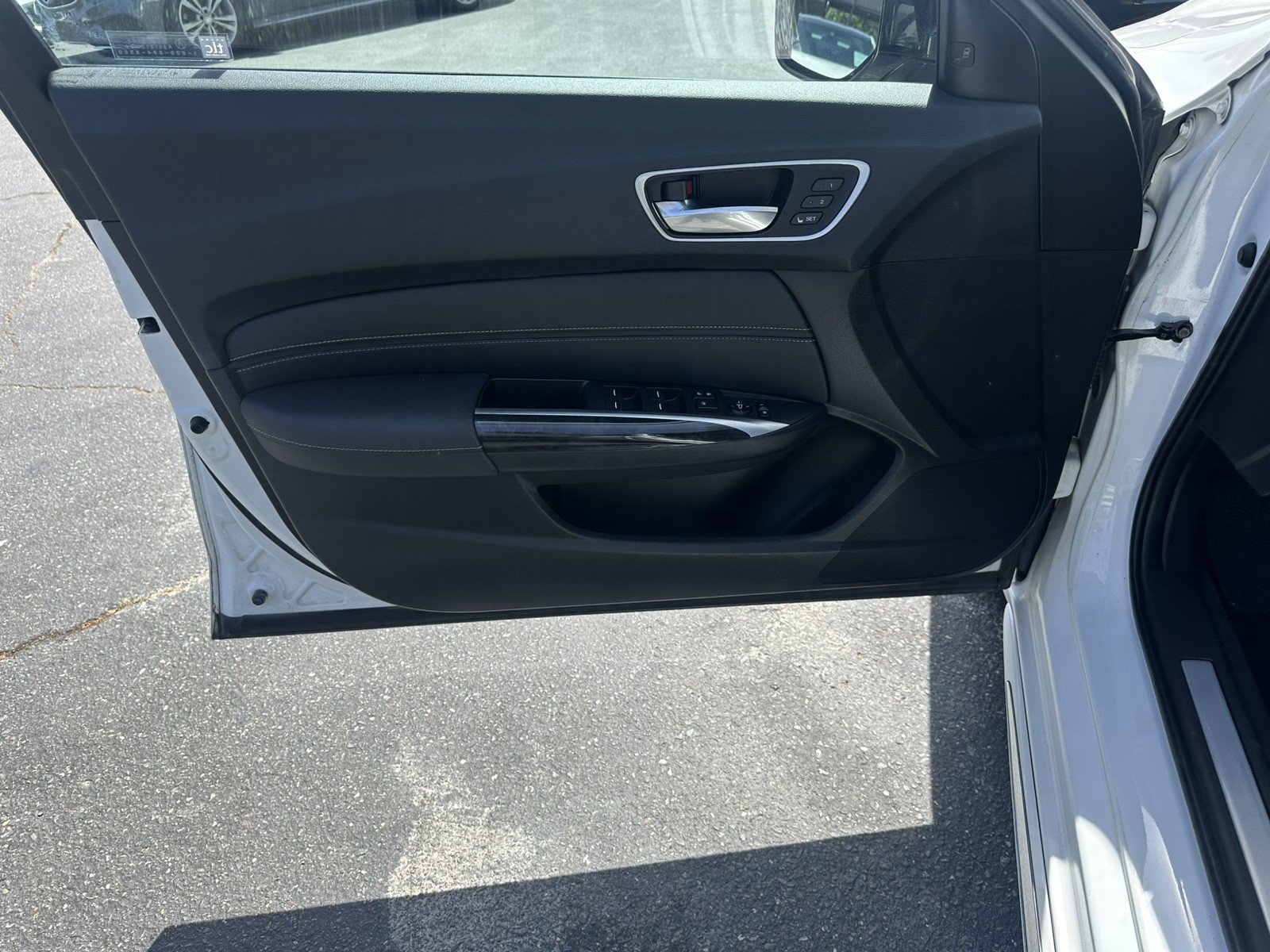 Used 2018 Acura TLX V6 w/ Technology Package image 28