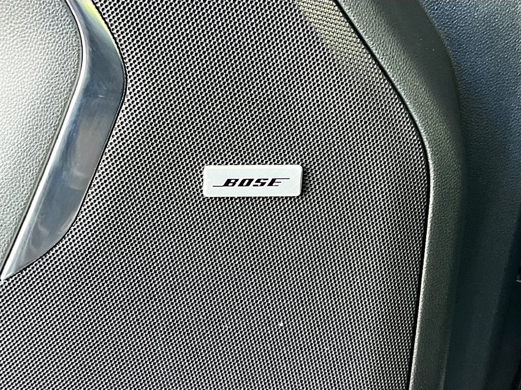 Used 2024 Chevrolet Suburban High Country AWD/4WD image 18