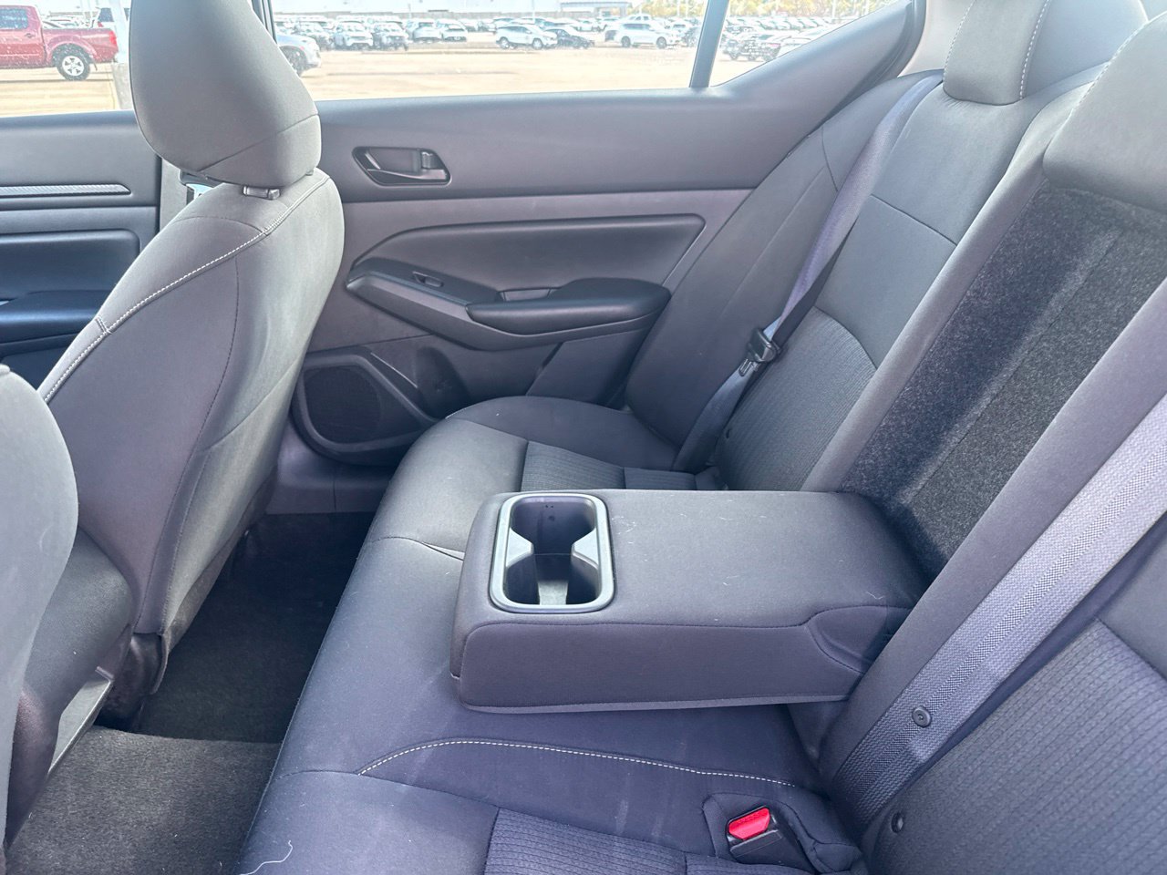 Used 2025 Nissan Altima 2.5 S FWD image 39