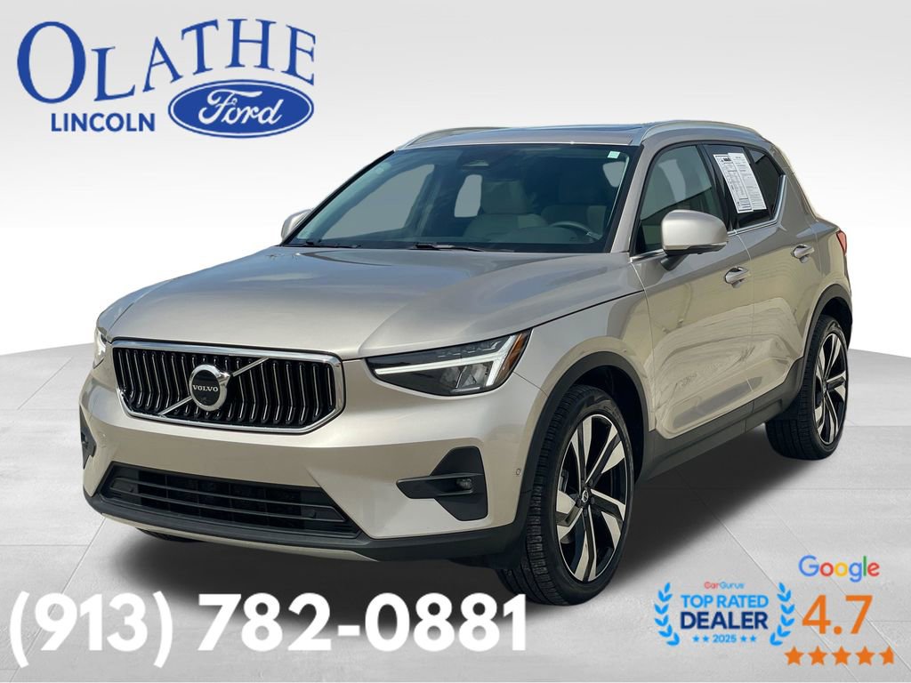 Used 2023 Volvo XC40 B5 Ultimate w/ Protection Package Premier AWD/4WD image 1