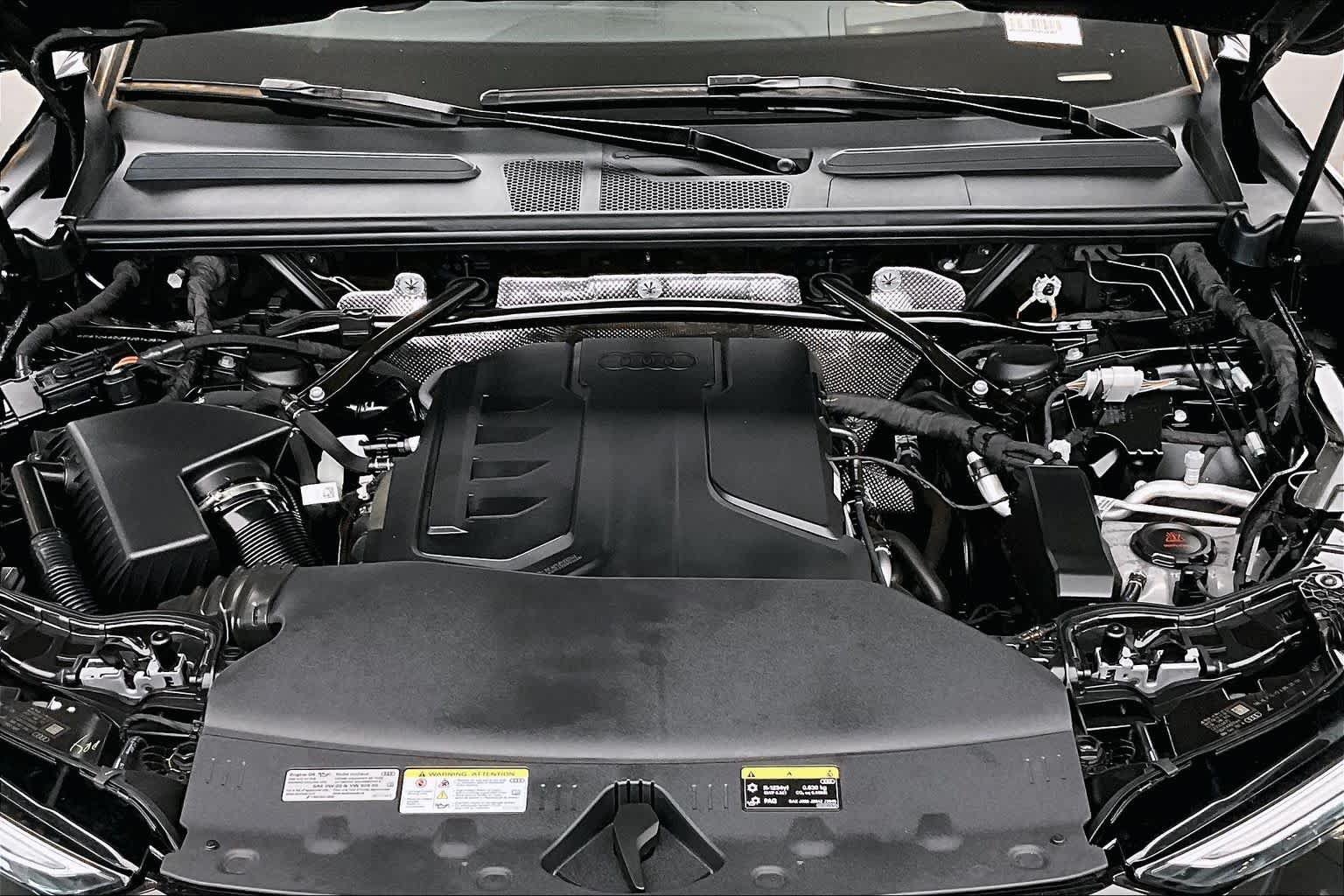 Certified 2025 Audi Q5 Premium AWD/4WD image 30