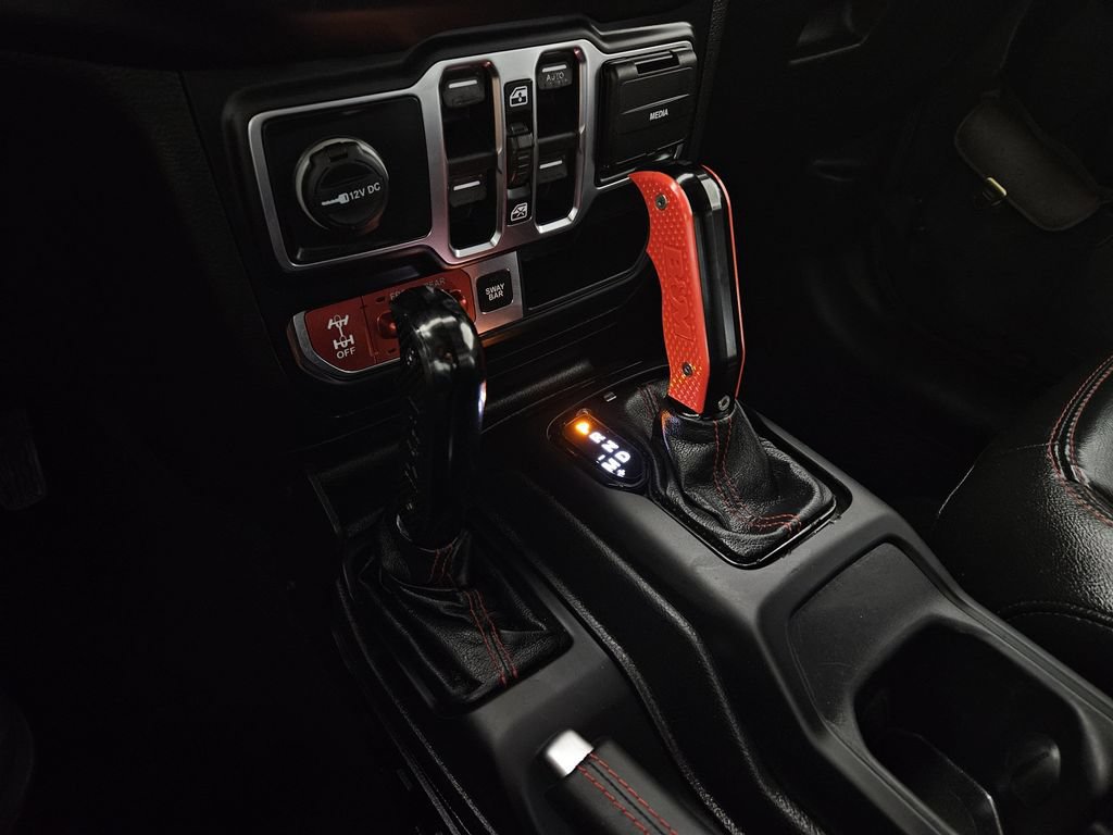 Used 2019 Jeep Wrangler Unlimited Rubicon AWD/4WD image 14