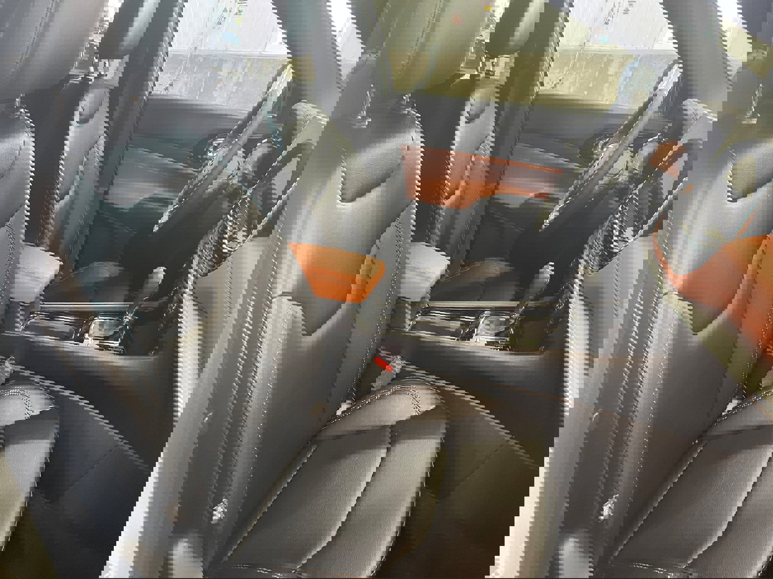 Used 2024 Jeep Compass Limited image 34