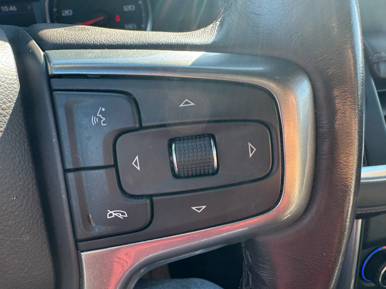 Used 2023 Chevrolet Tahoe LS image 19