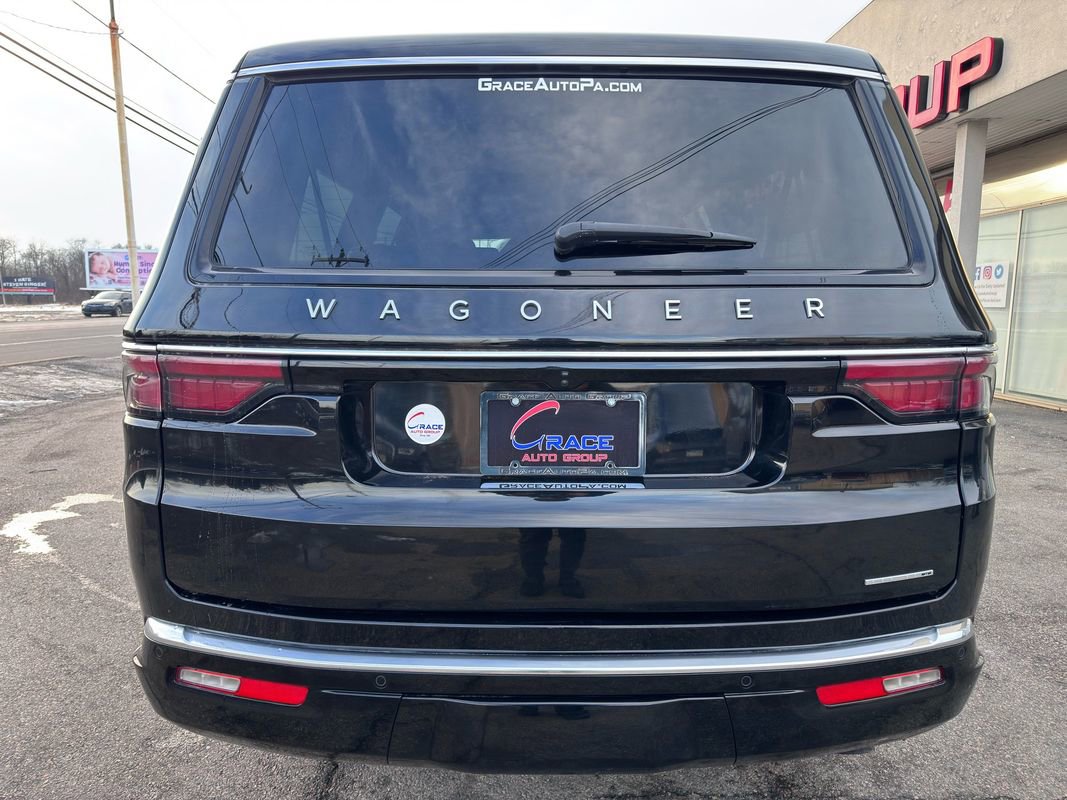 Used 2024 Jeep Wagoneer L Series II w/ Flexible Seating Group image 45