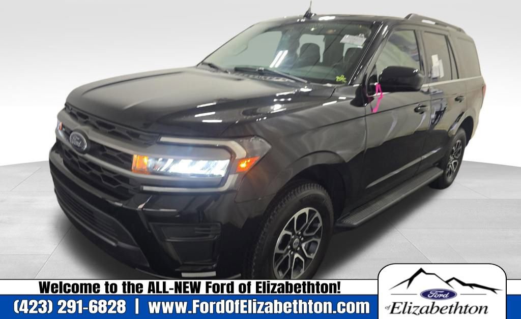 Used 2024 Ford Expedition XLT