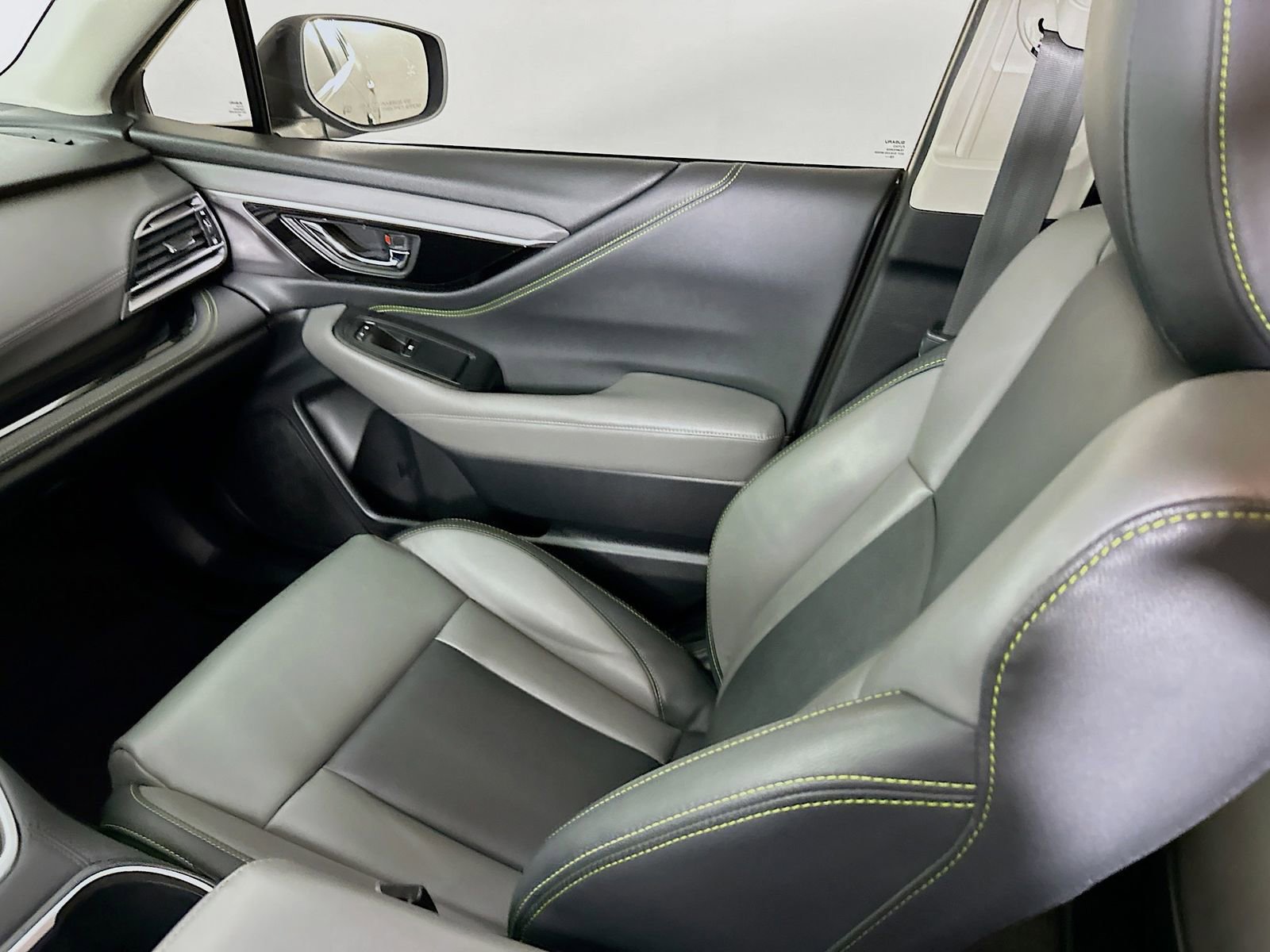 Used 2020 Subaru Outback Onyx Edition XT image 25