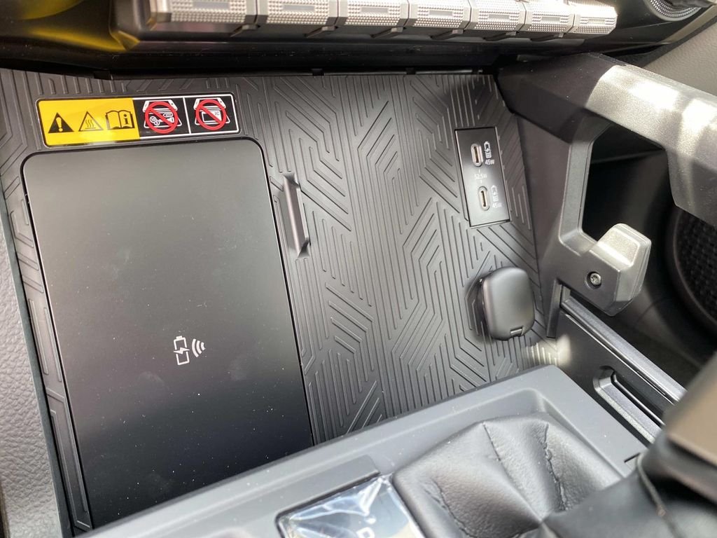 New 2026 Toyota Tacoma Limited AWD/4WD image 12