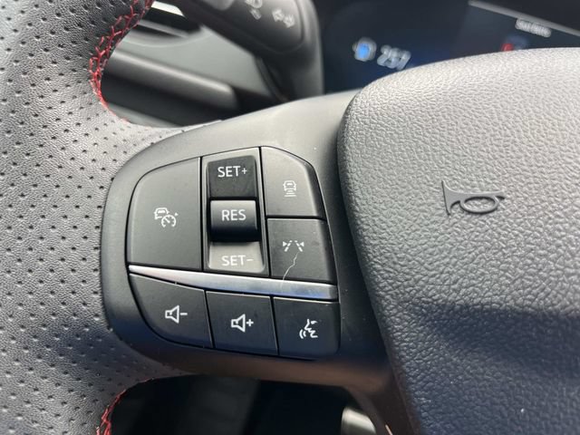 Used 2023 Ford Escape ST-Line Elite w/ Premium Technology Package AWD/4WD image 31