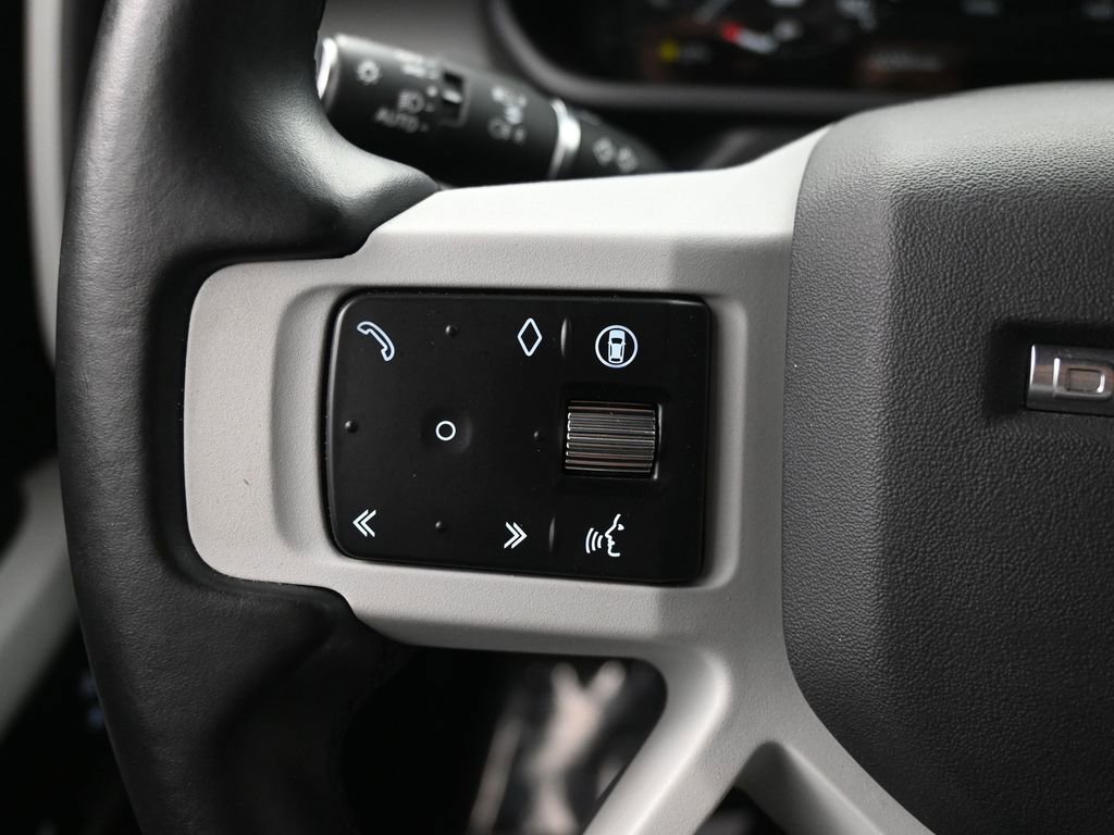 Used 2024 Land Rover Defender 110 S image 20