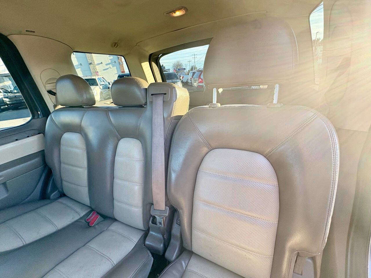 Used 2003 Ford Explorer Eddie Bauer image 17