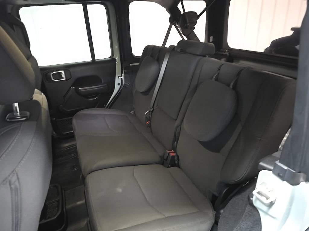 Used 2023 Jeep Wrangler Unlimited w/ 8.4" Radio Group image 31