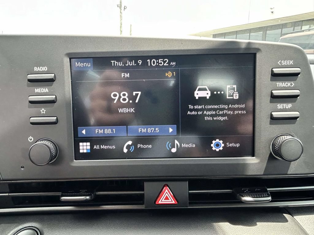 Certified 2025 Hyundai Elantra Sport FWD image 14