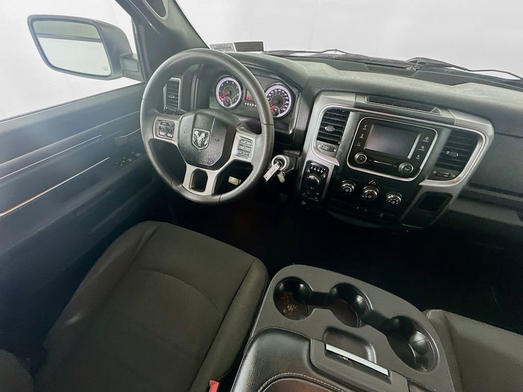 Used 2022 RAM 1500 Classic Warlock image 9