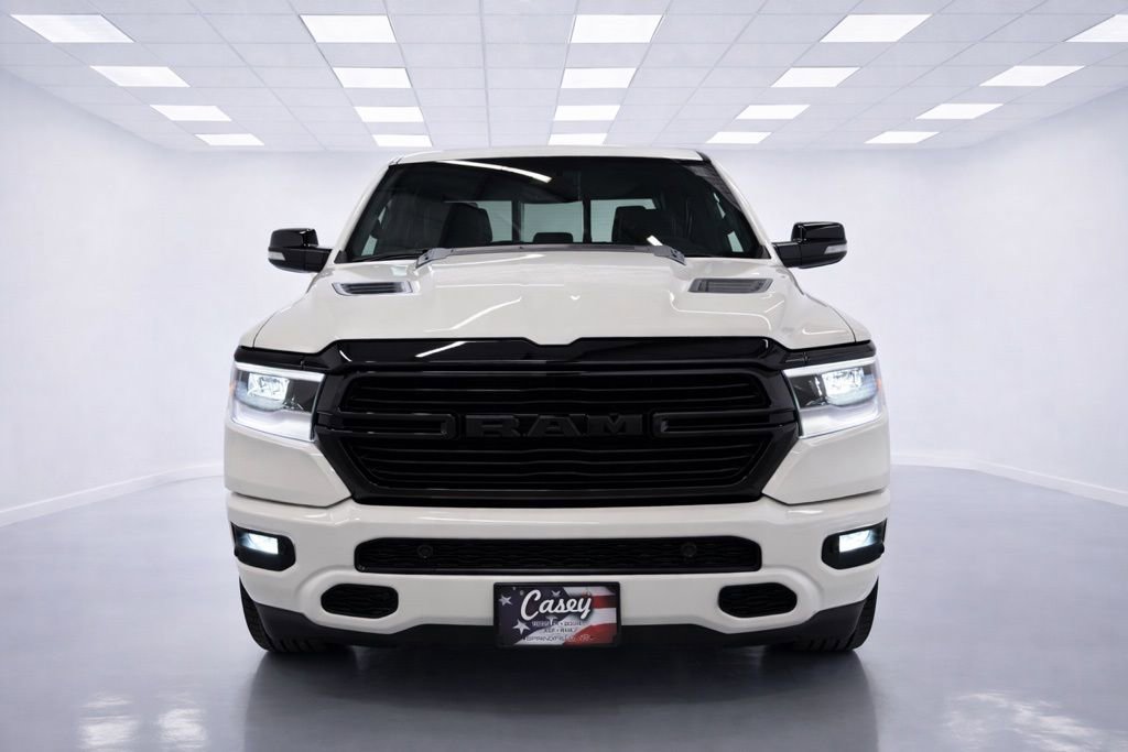 Used 2022 RAM 1500 Laramie AWD/4WD image 3