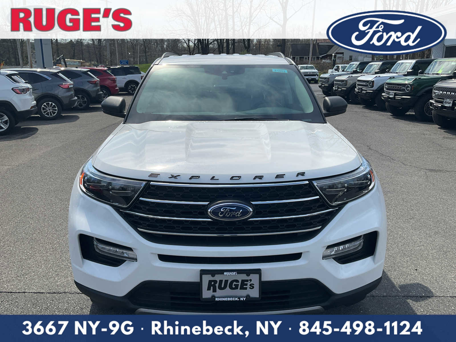 Used 2022 Ford Explorer XLT w/ Equipment Group 202A image 9