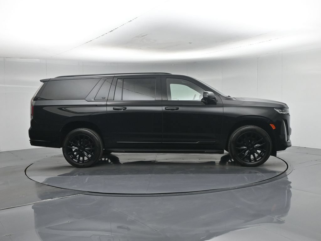 Used 2021 Cadillac Escalade ESV Luxury AWD/4WD image 35
