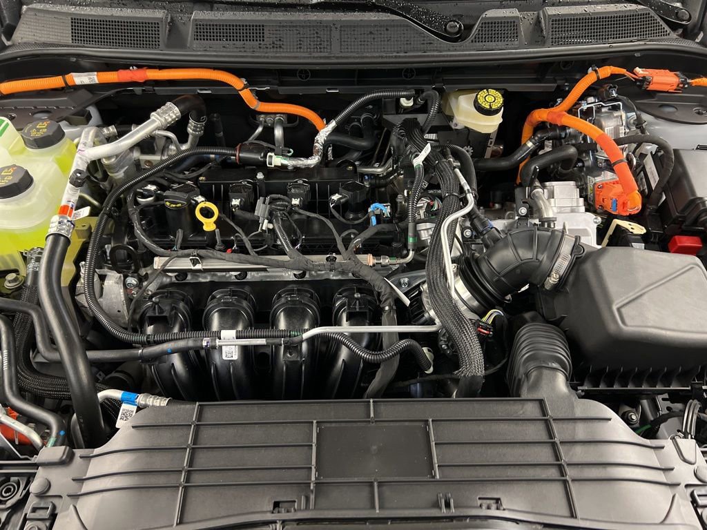 Used 2025 Lincoln Corsair Grand Touring w/ Equipment Group 302A image 40