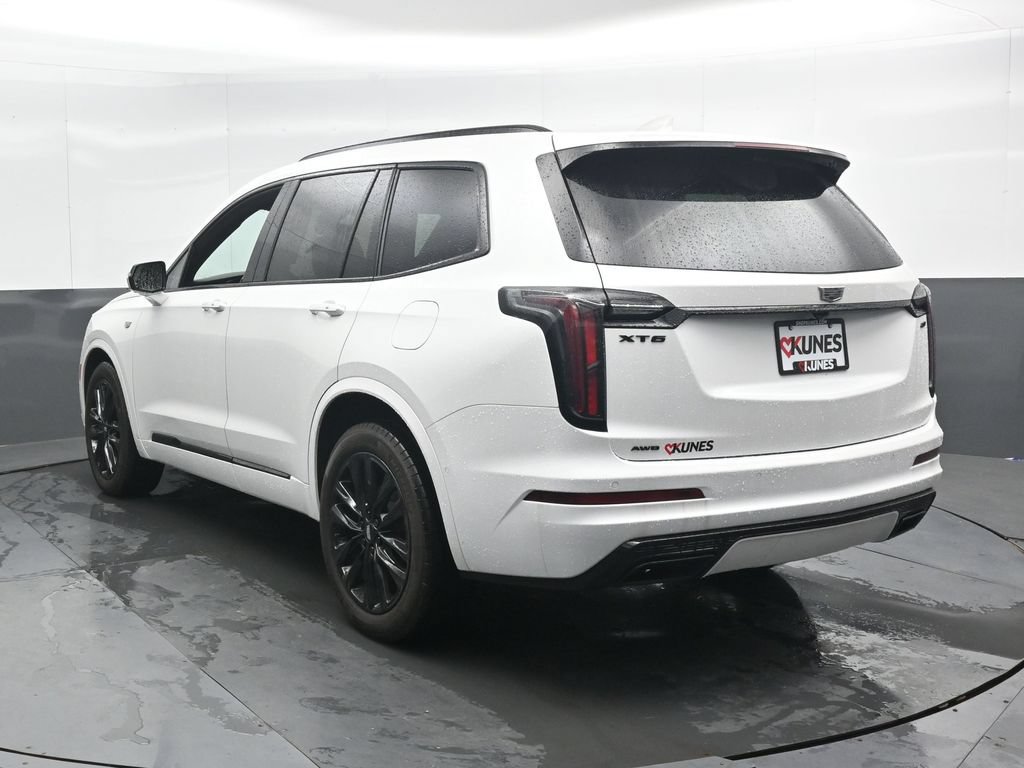 Used 2024 Cadillac XT6 Sport w/ LPO, ONYX Package AWD/4WD image 11