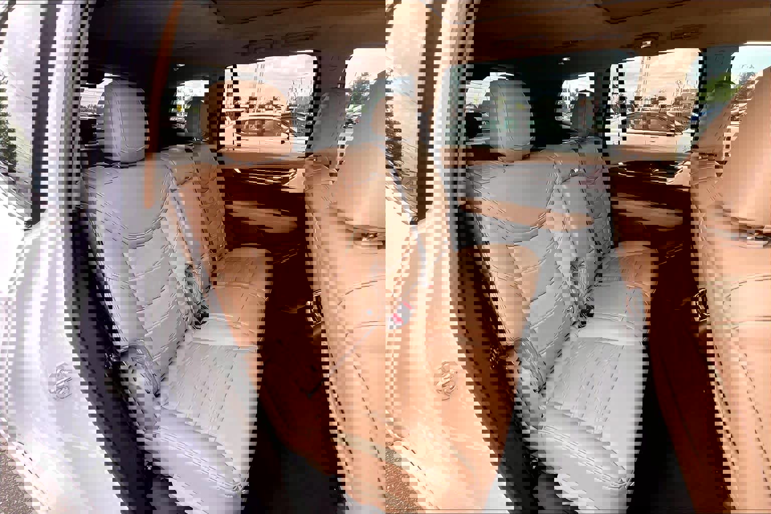 Used 2024 Cadillac XT6 Premium Luxury w/ Platinum Package AWD/4WD image 20