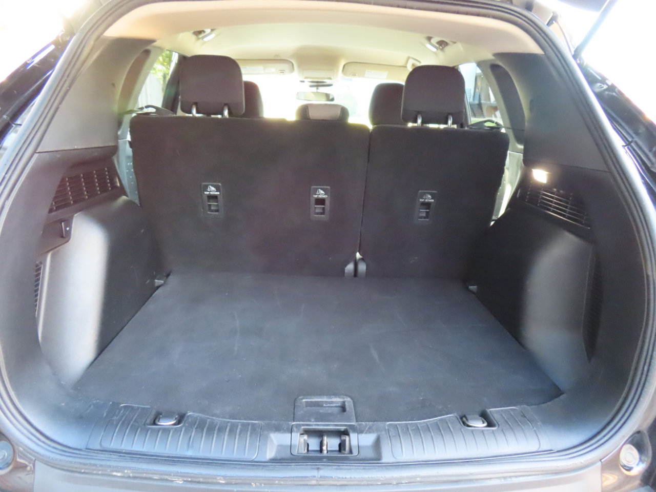 Used 2020 Ford Escape SE image 19