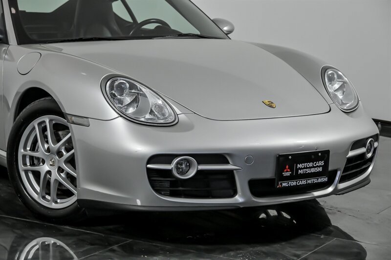 Used 2007 Porsche Cayman RWD image 2
