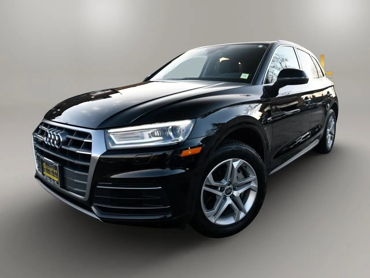 Used 2020 Toyota RAV4 LE w/ All Weather Liner Package image 3