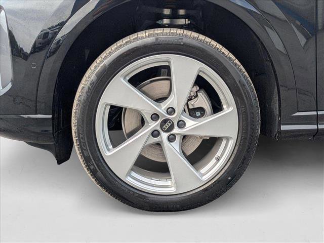 New 2025 Audi Q5 Premium Plus image 11
