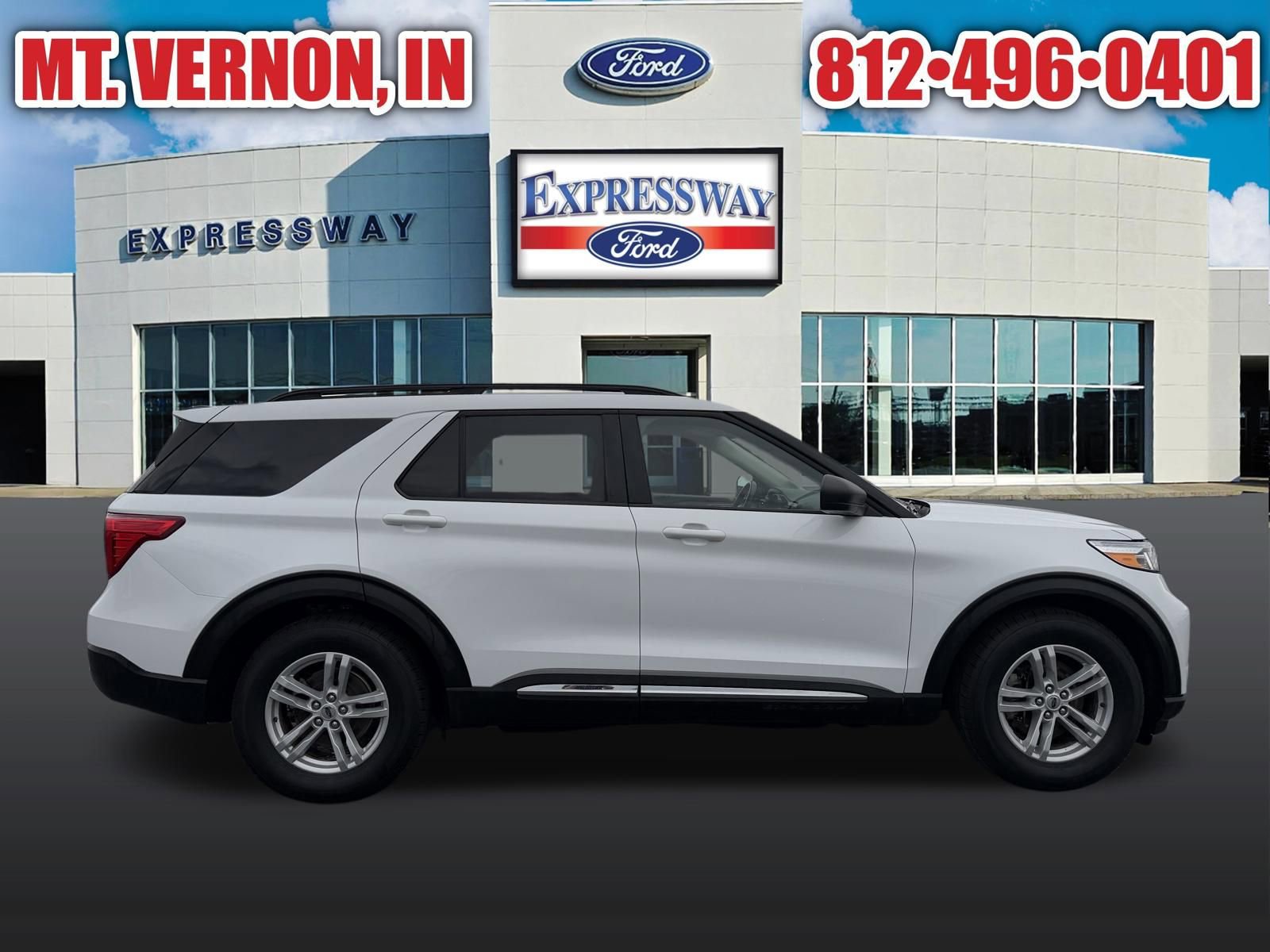 Used 2024 Ford Explorer XLT w/ Equipment Group 202A RWD image 6