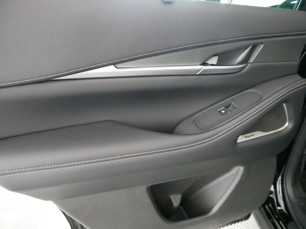 New 2026 INFINITI QX60 Luxe w/ Cargo Package image 13