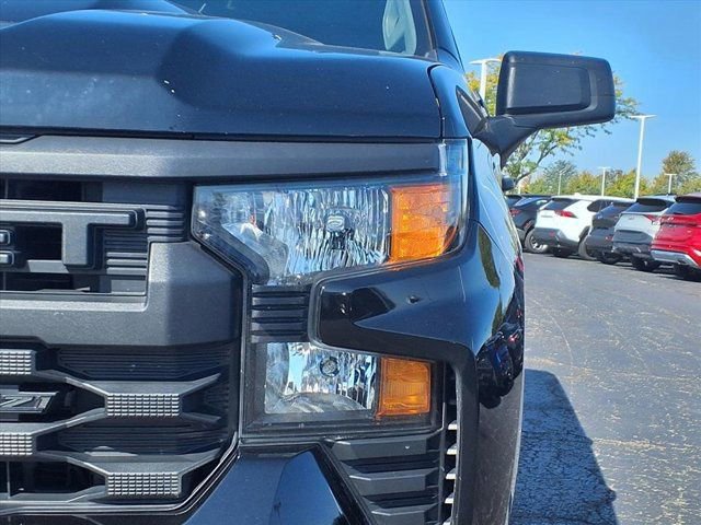 Used 2024 Chevrolet Silverado 1500 Custom Trail Boss w/ LPO, Dark Essentials Package image 21