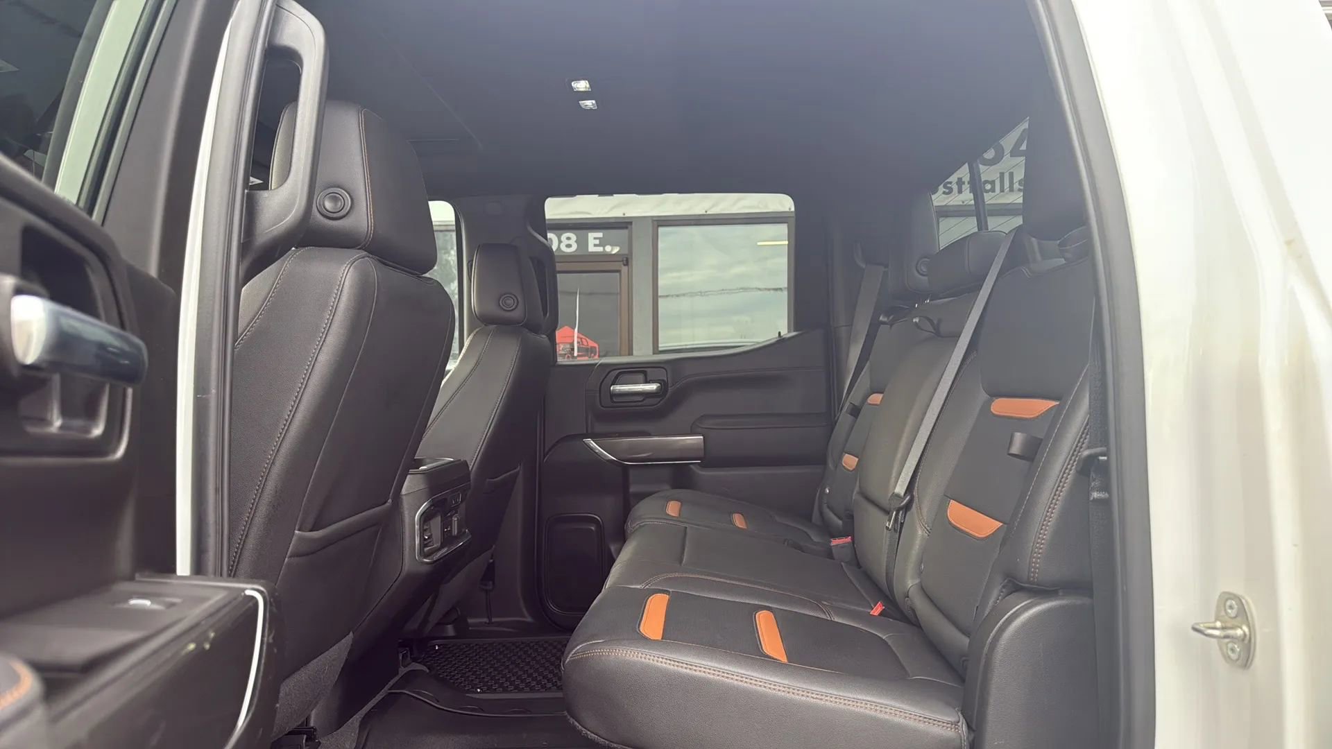 Used 2021 GMC Sierra 1500 AT4 w/ AT4 Value Package image 6