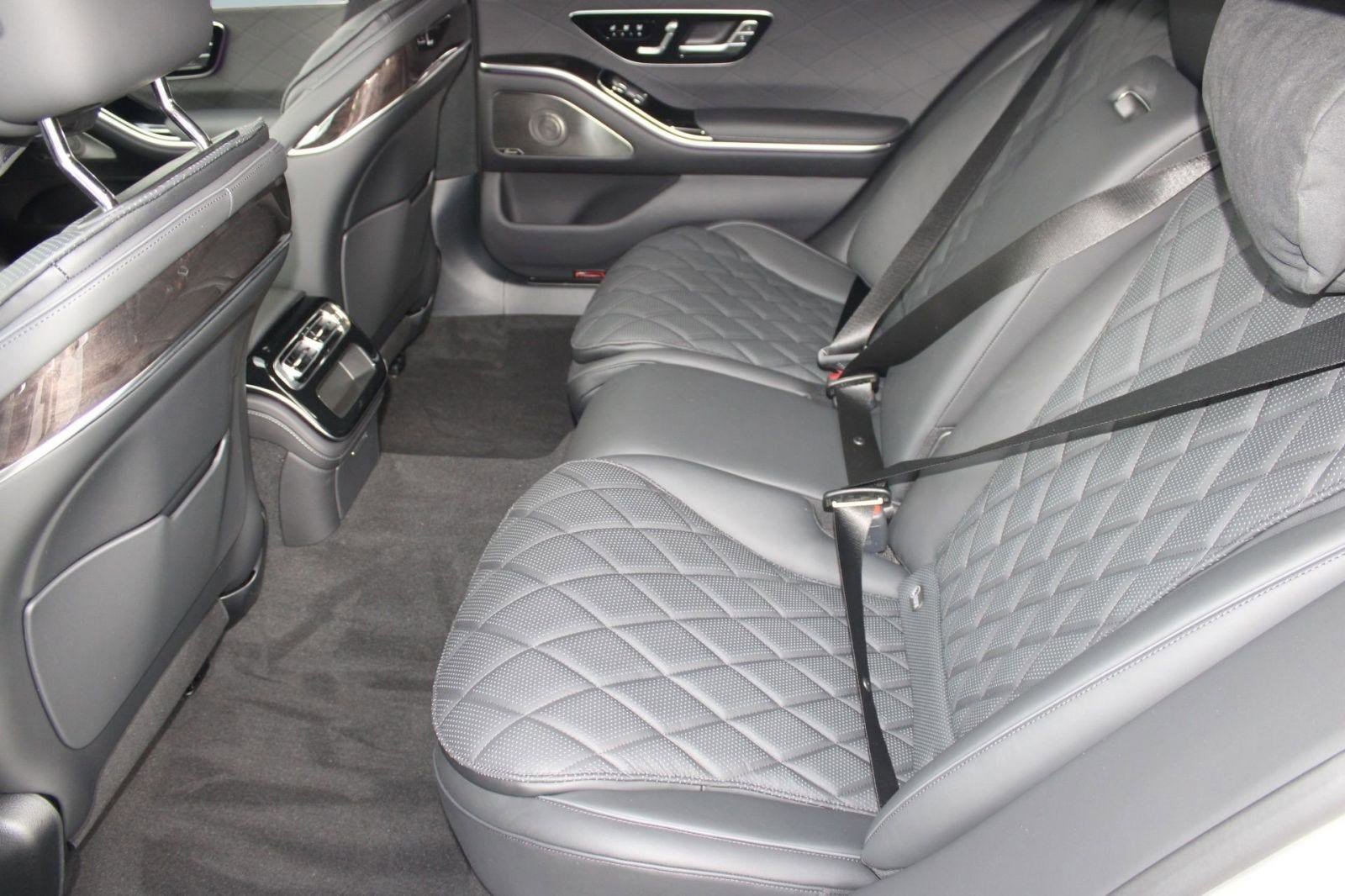 New 2026 Mercedes-Benz S 580 4MATIC Sedan image 14