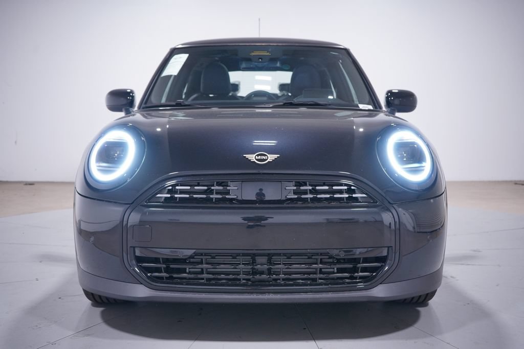 New 2026 MINI Cooper 2-Door Hardtop FWD image 4